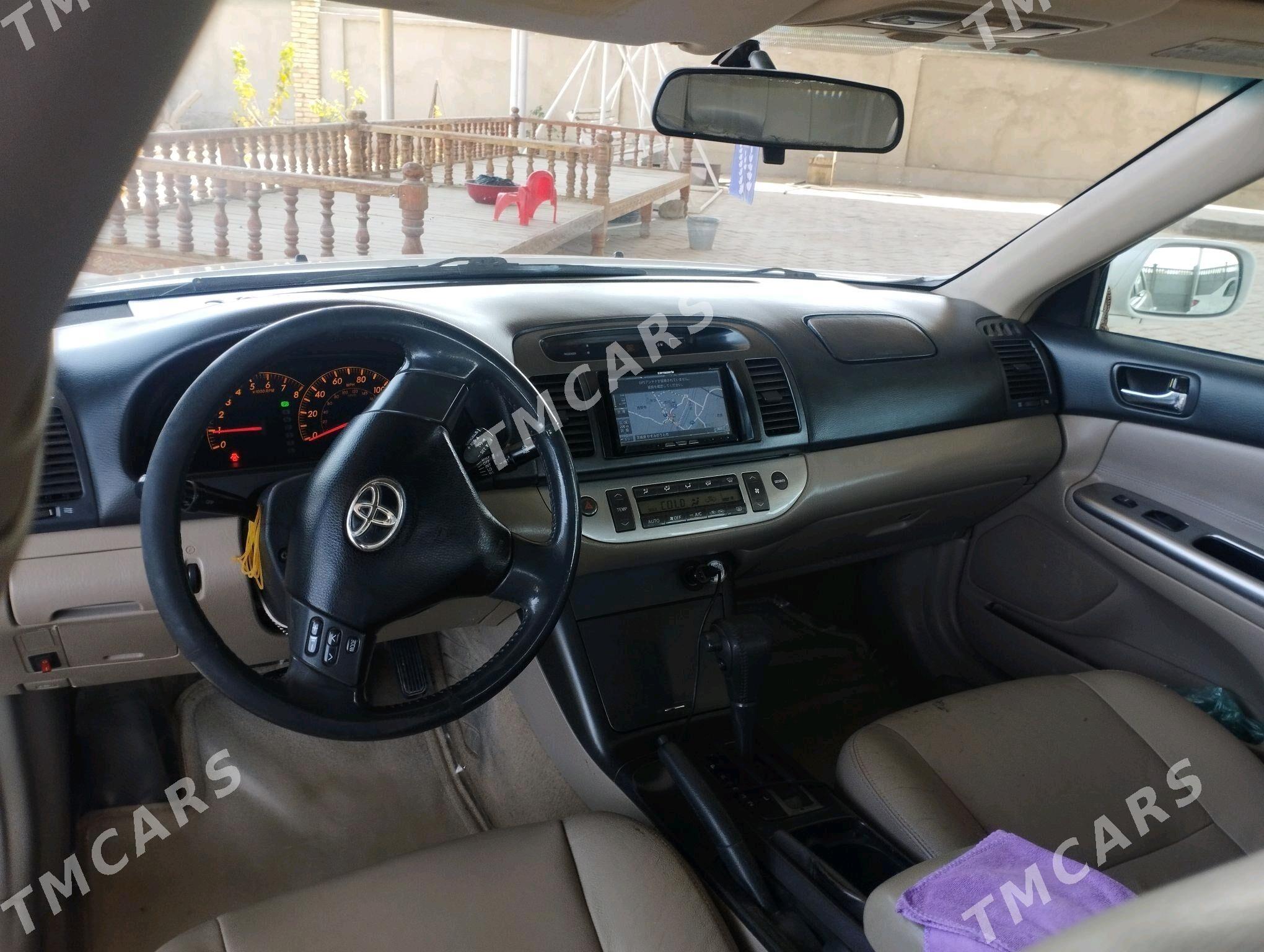 Toyota Camry 2005 - 235 000 TMT - Ёлётен - img 4