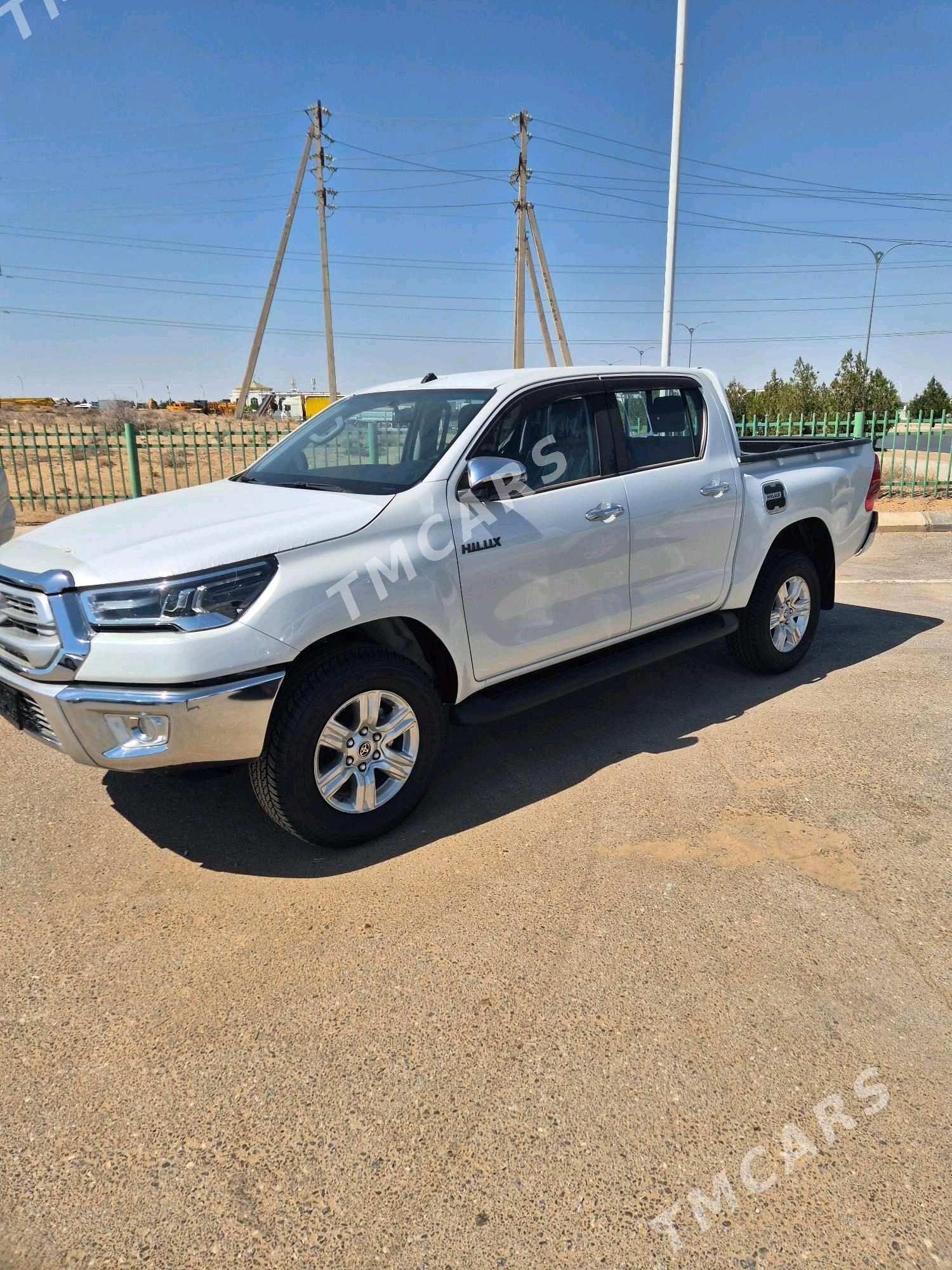 Toyota Hilux 2025 - 670 000 TMT - Ашхабад - img 8