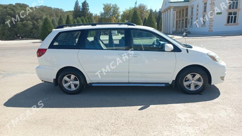 Toyota Sienna 2004 - 260 000 TMT - Губадаг - img 5