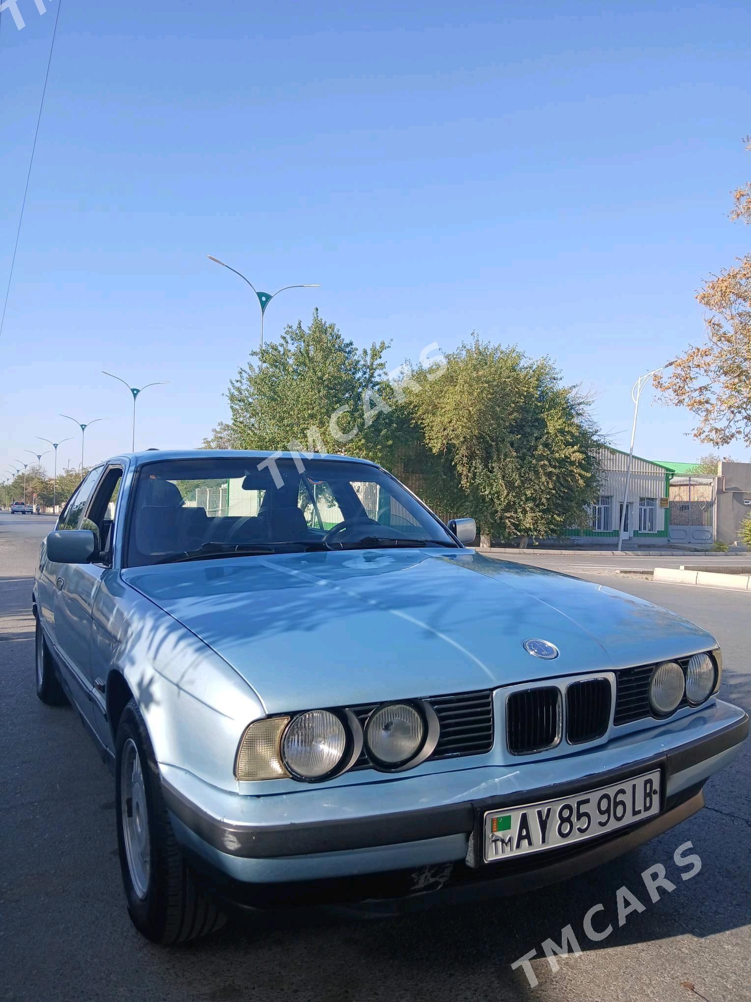BMW 520 1990 - 45 000 TMT - Туркменабат - img 4