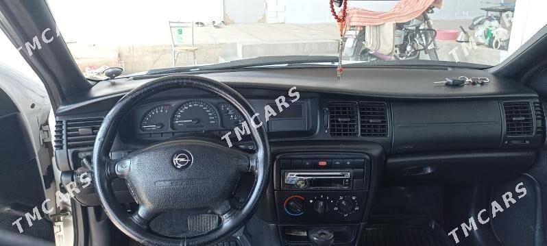 Opel Vectra 2001 - 82 000 TMT - Балканабат - img 7