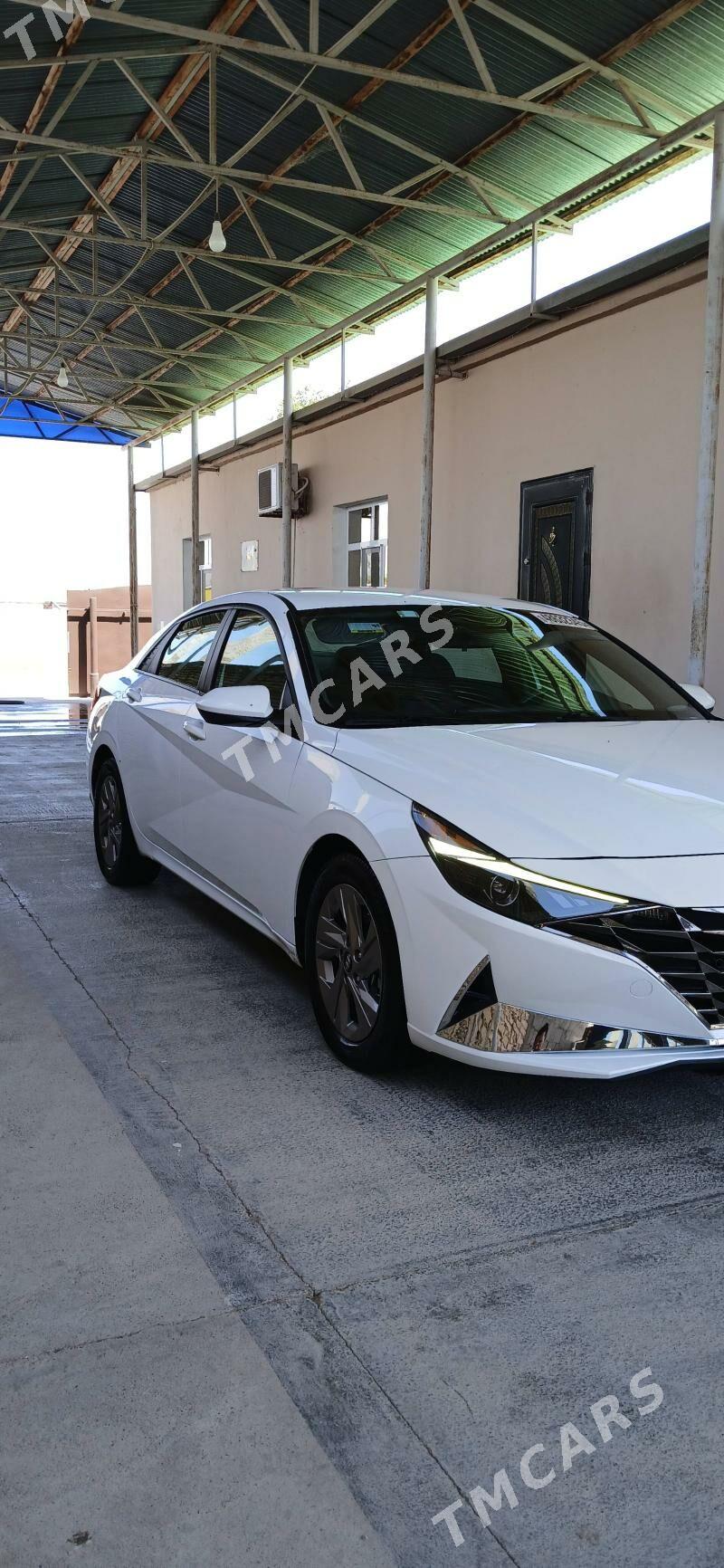 Hyundai Elantra 2021 - 280 000 TMT - Aşgabat - img 8