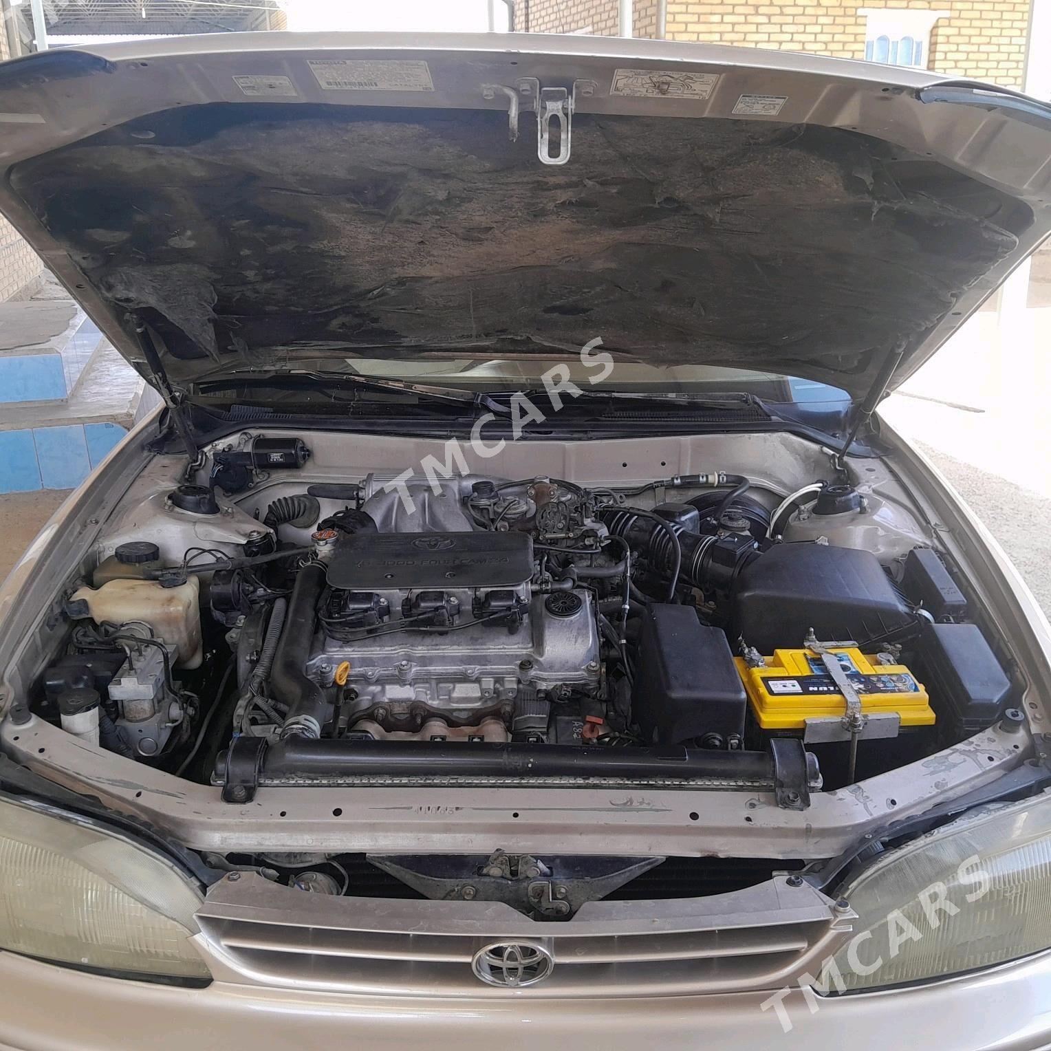 Toyota Camry 1996 - 105 000 TMT - Сакарчага - img 4