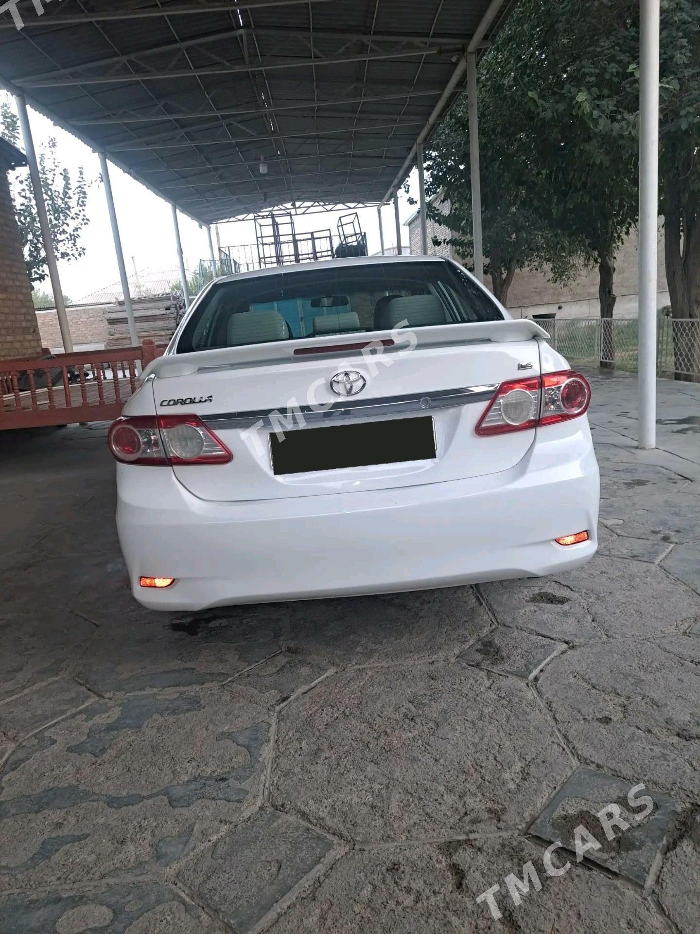 Toyota Corolla 2013 - 180 000 TMT - Теджен - img 2