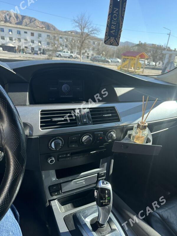 BMW 530 2009 - 180 000 TMT - Балканабат - img 5