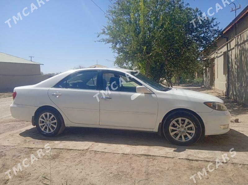 Toyota Camry 2005 - 125 000 TMT - Akdepe - img 2