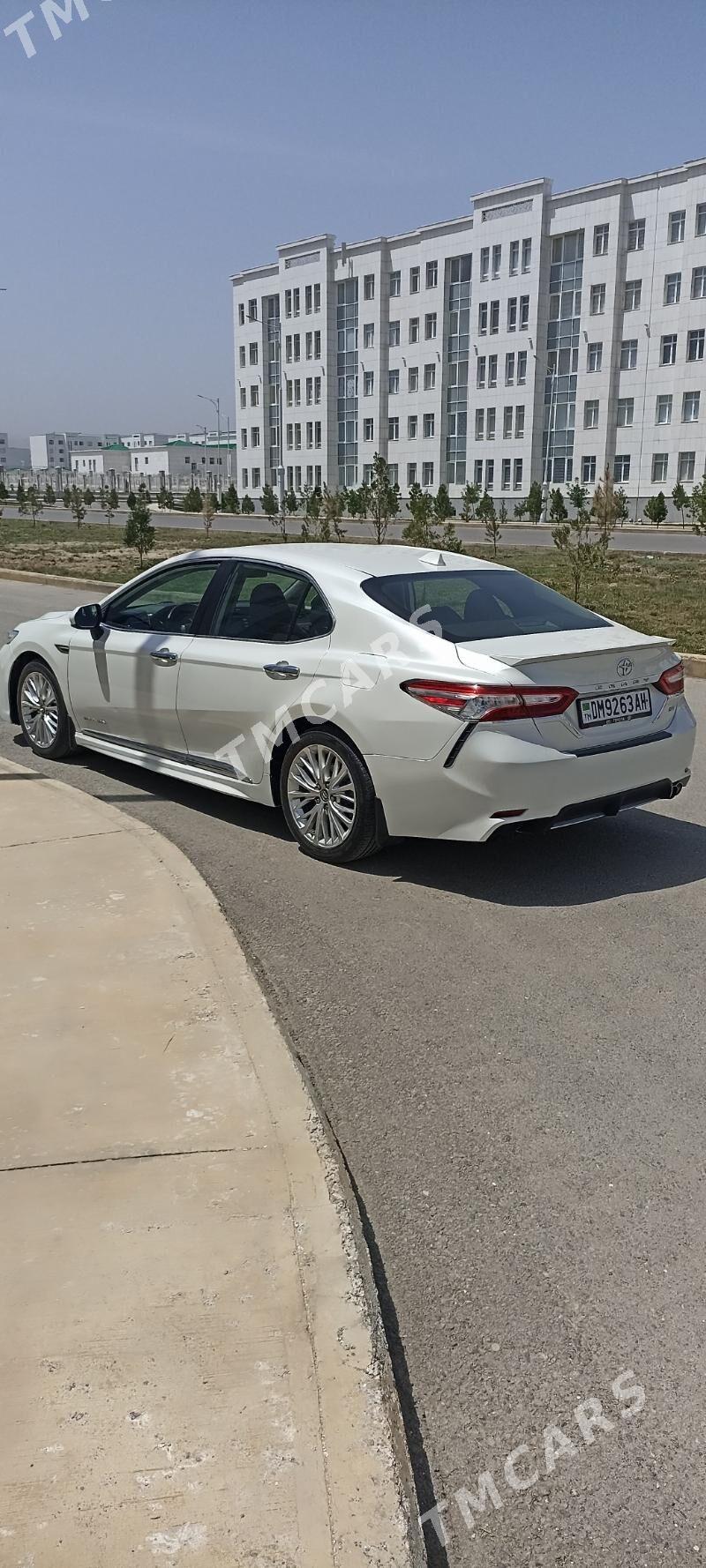 Toyota Camry 2019 - 255 000 TMT - Аркадаг - img 4