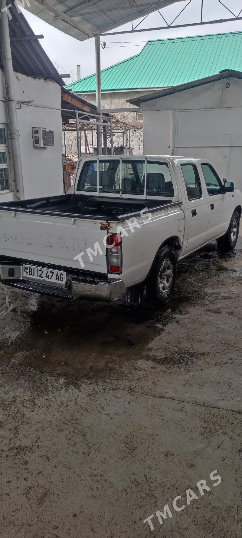 Nissan Navara 2009 - 115 000 TMT - Gypjak - img 4