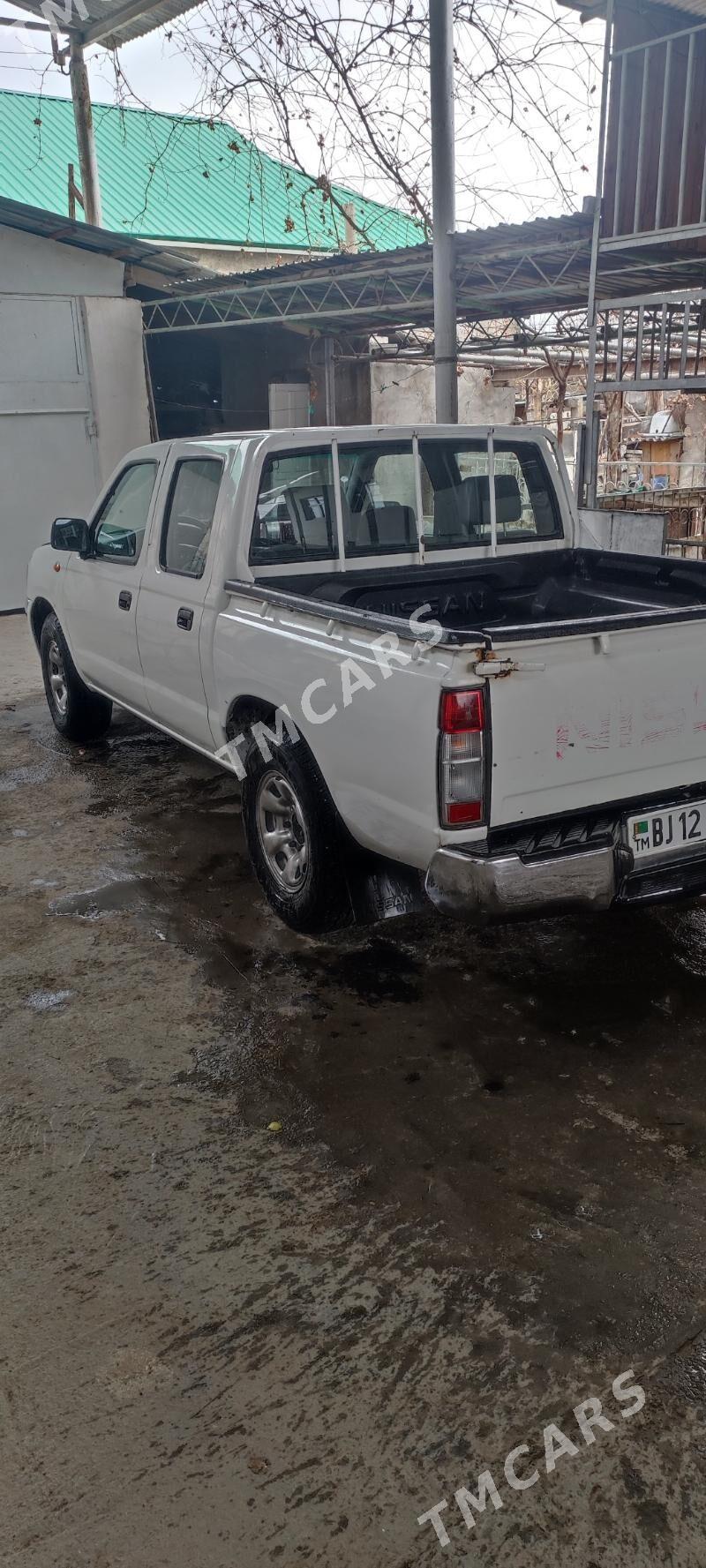 Nissan Navara 2009 - 115 000 TMT - Gypjak - img 2
