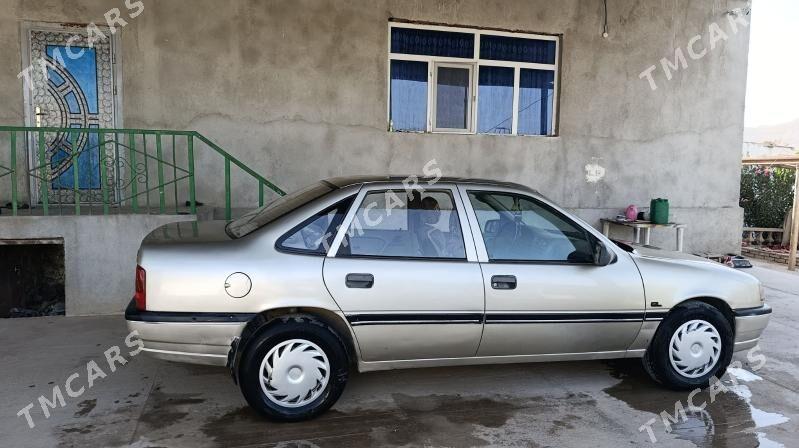 Opel Vectra 1990 - 30 000 TMT - Койтендаг - img 3