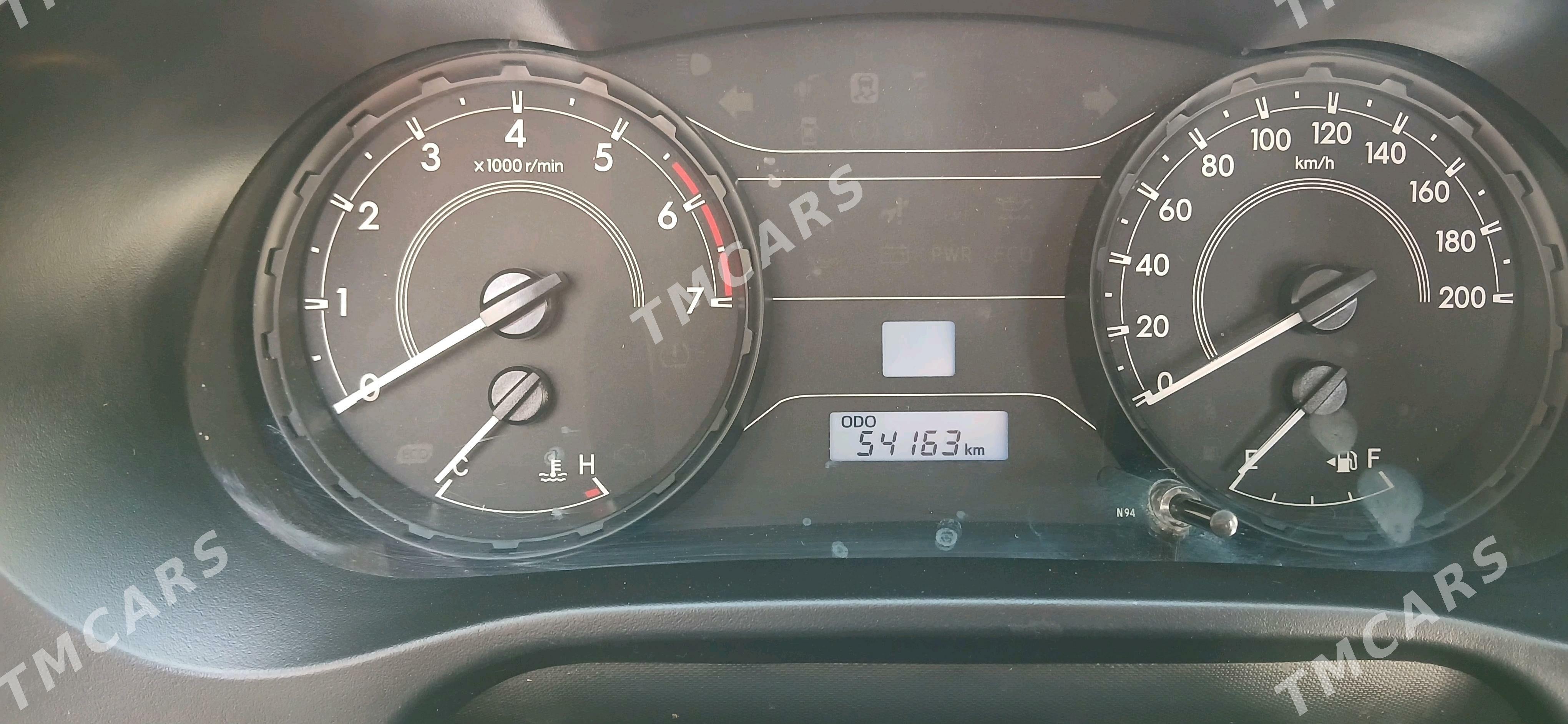 Toyota Hilux 2022 - 550 000 TMT - Türkmenabat - img 5