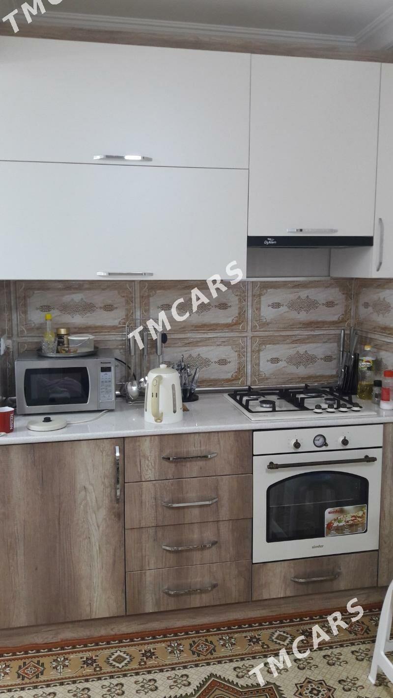 5 mkr 4 kom ipoteka - 5 мкр - img 2