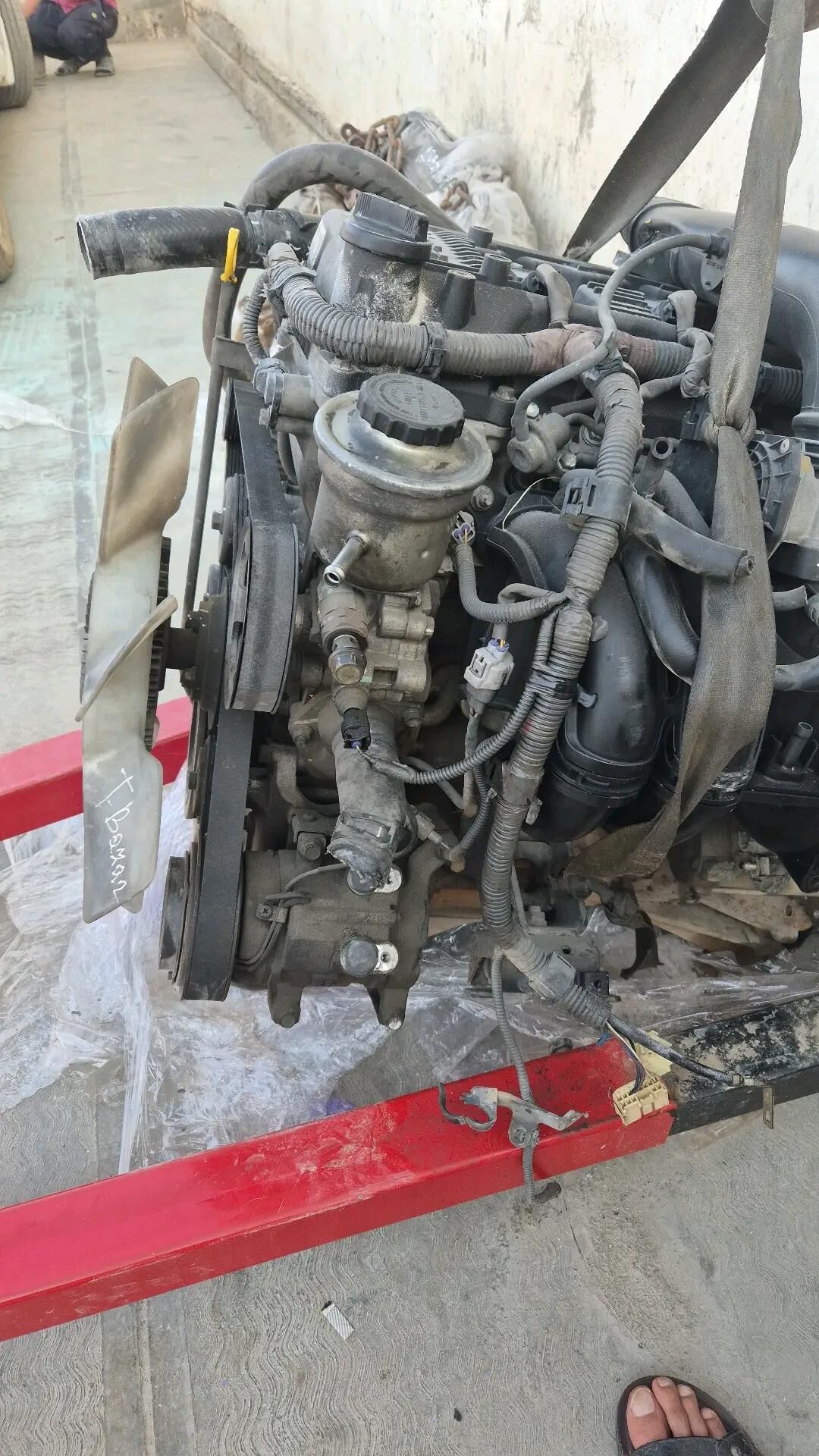 Hilux mator 2.7 benzin 62 000 TMT - Tagtabazar - img 6