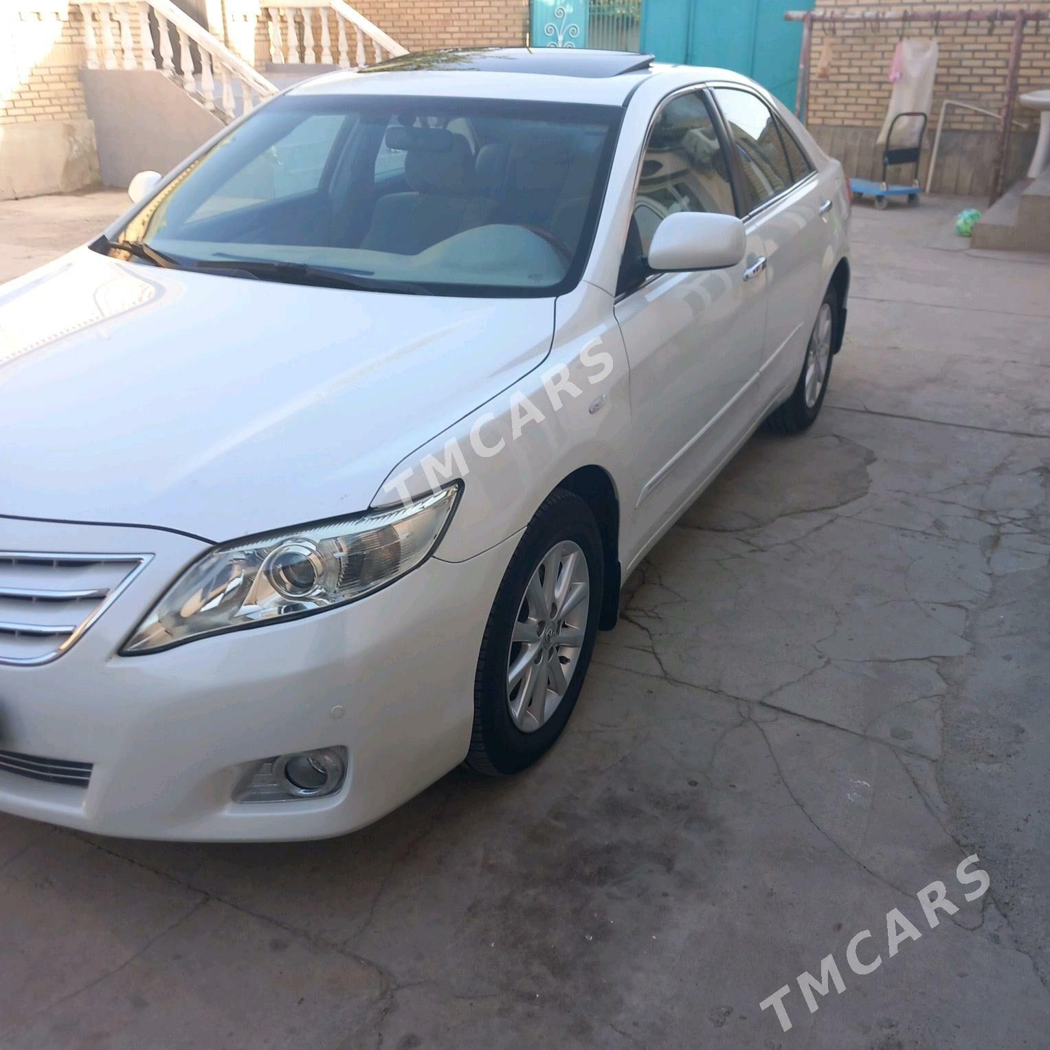 Toyota Camry 2011 - 207 000 TMT - Ашхабад - img 2