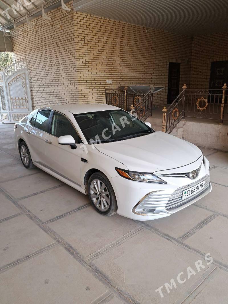 Toyota Camry 2022 - 380 000 TMT - Мургап - img 3