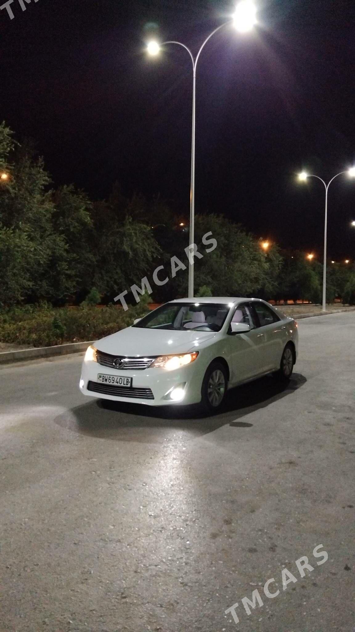 Toyota Camry 2012 - 200 000 TMT - Туркменабат - img 8