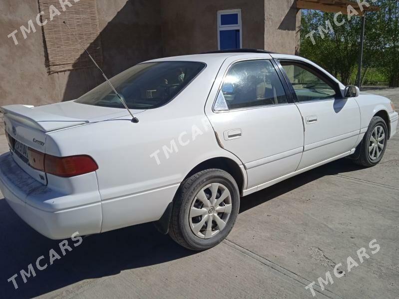 Toyota Camry 1999 - 123 000 TMT - Köneürgenç - img 4