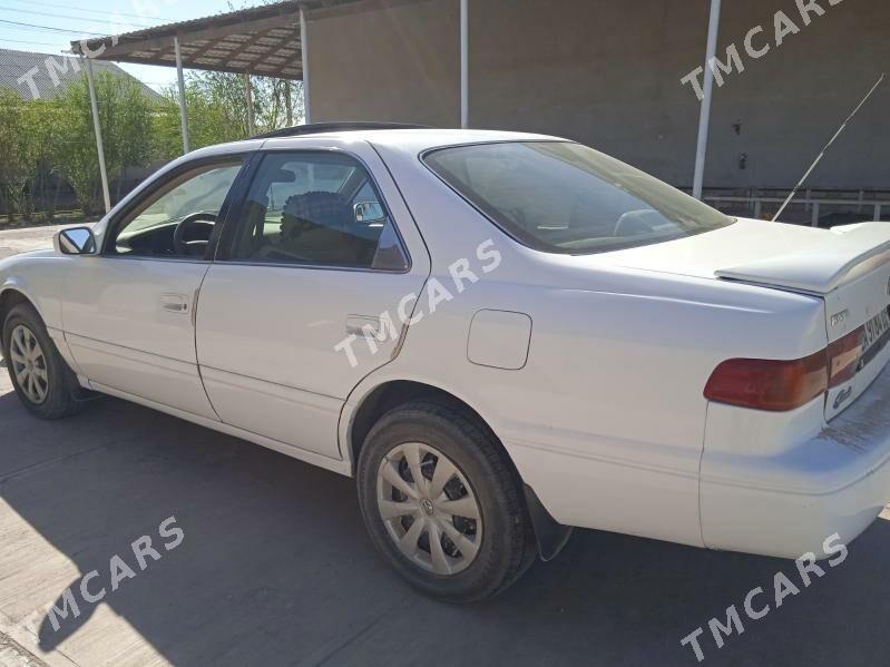 Toyota Camry 1999 - 123 000 TMT - Köneürgenç - img 2