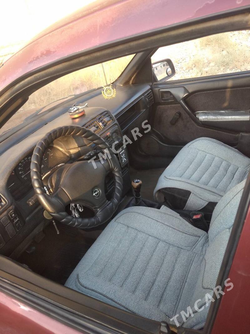 Opel Vectra 1992 - 28 000 TMT - Балканабат - img 4