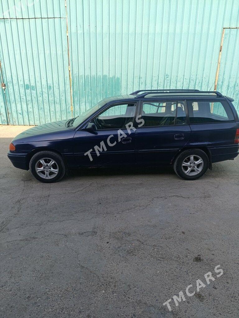 Opel Vectra 1992 - 26 000 TMT - Мары - img 4