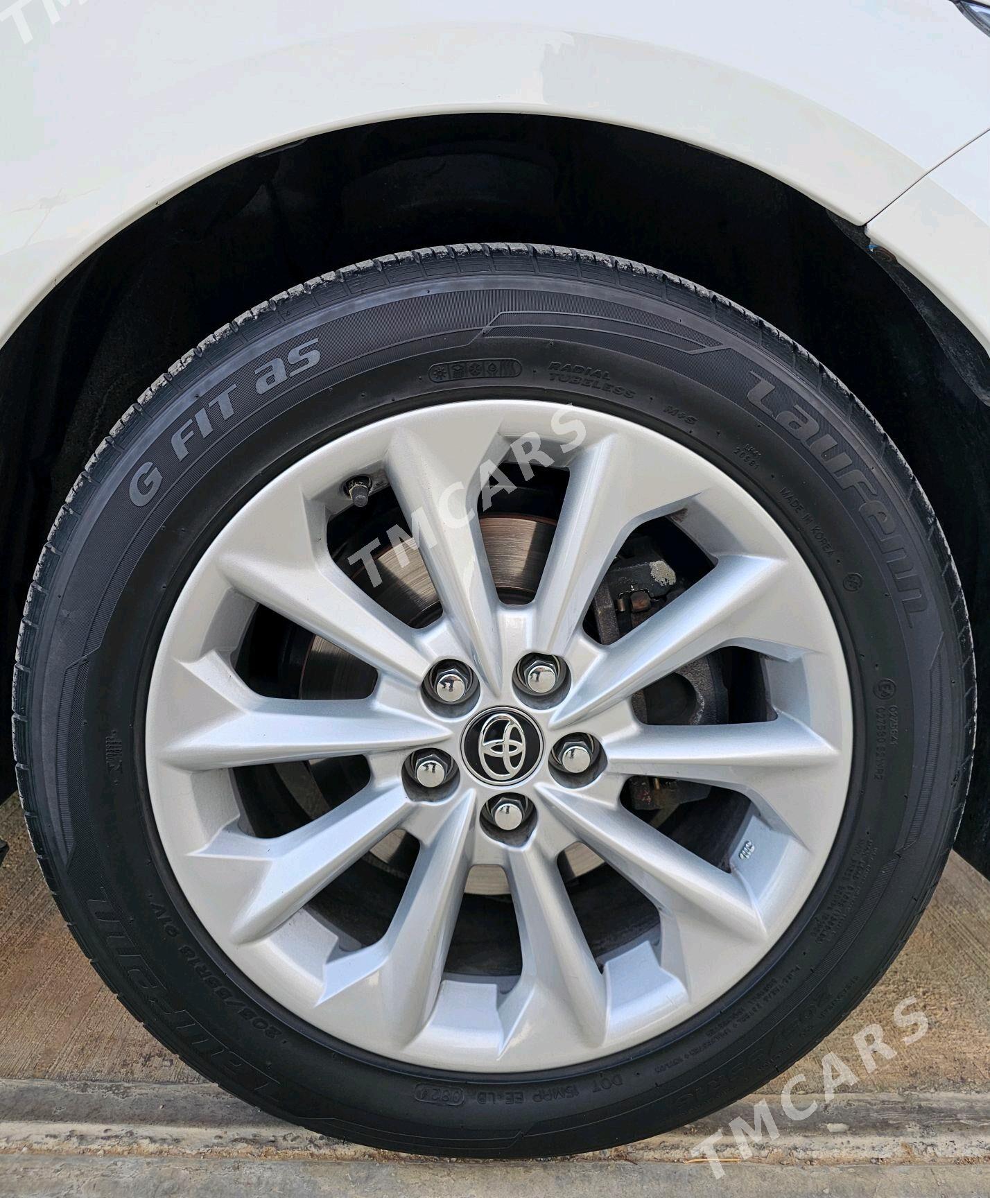Toyota Corolla 2019 - 240 000 TMT - Aşgabat - img 5