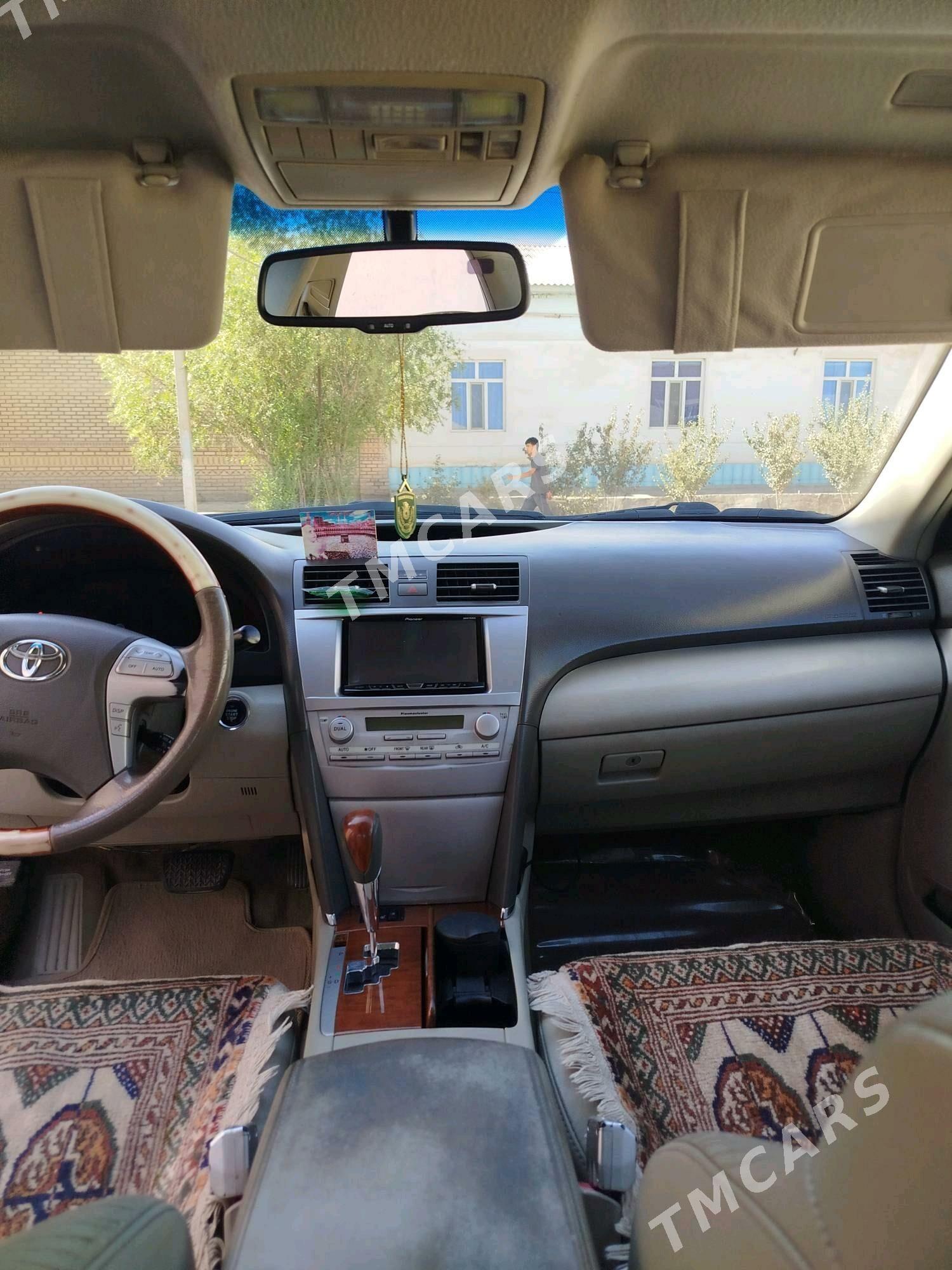 Toyota Camry 2011 - 220 000 TMT - Дашогуз - img 5