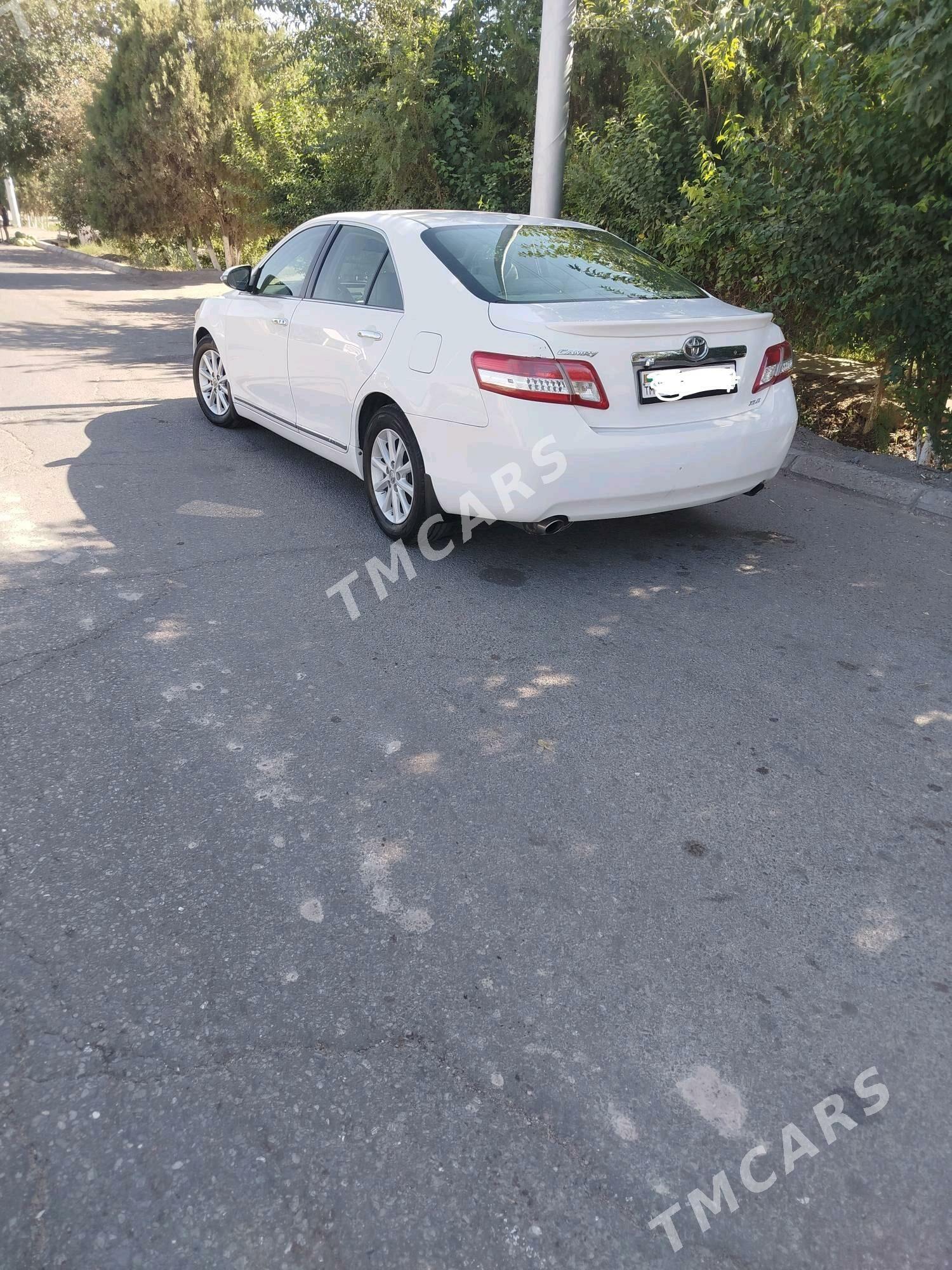 Toyota Camry 2011 - 220 000 TMT - Дашогуз - img 6