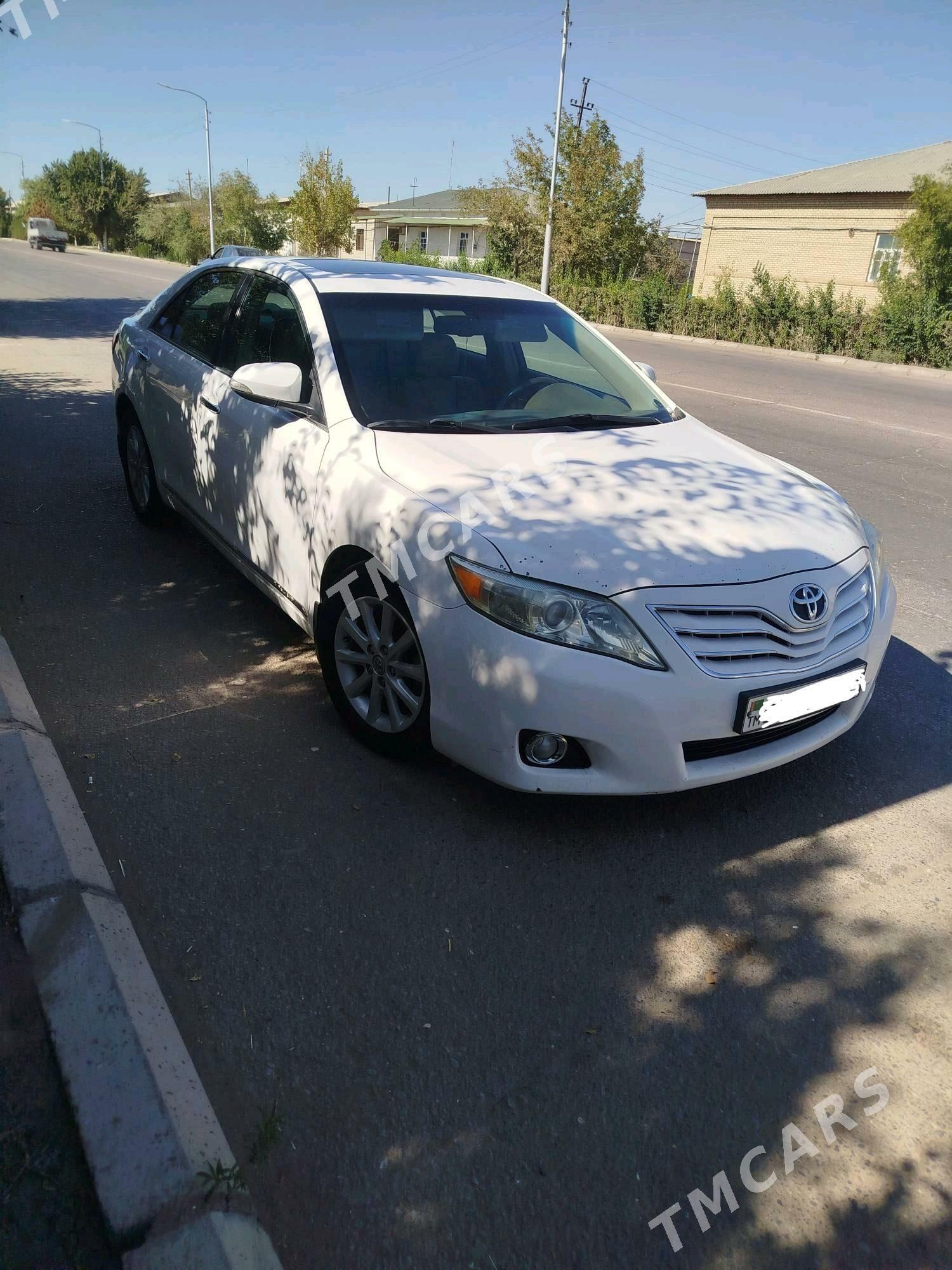 Toyota Camry 2011 - 220 000 TMT - Дашогуз - img 7