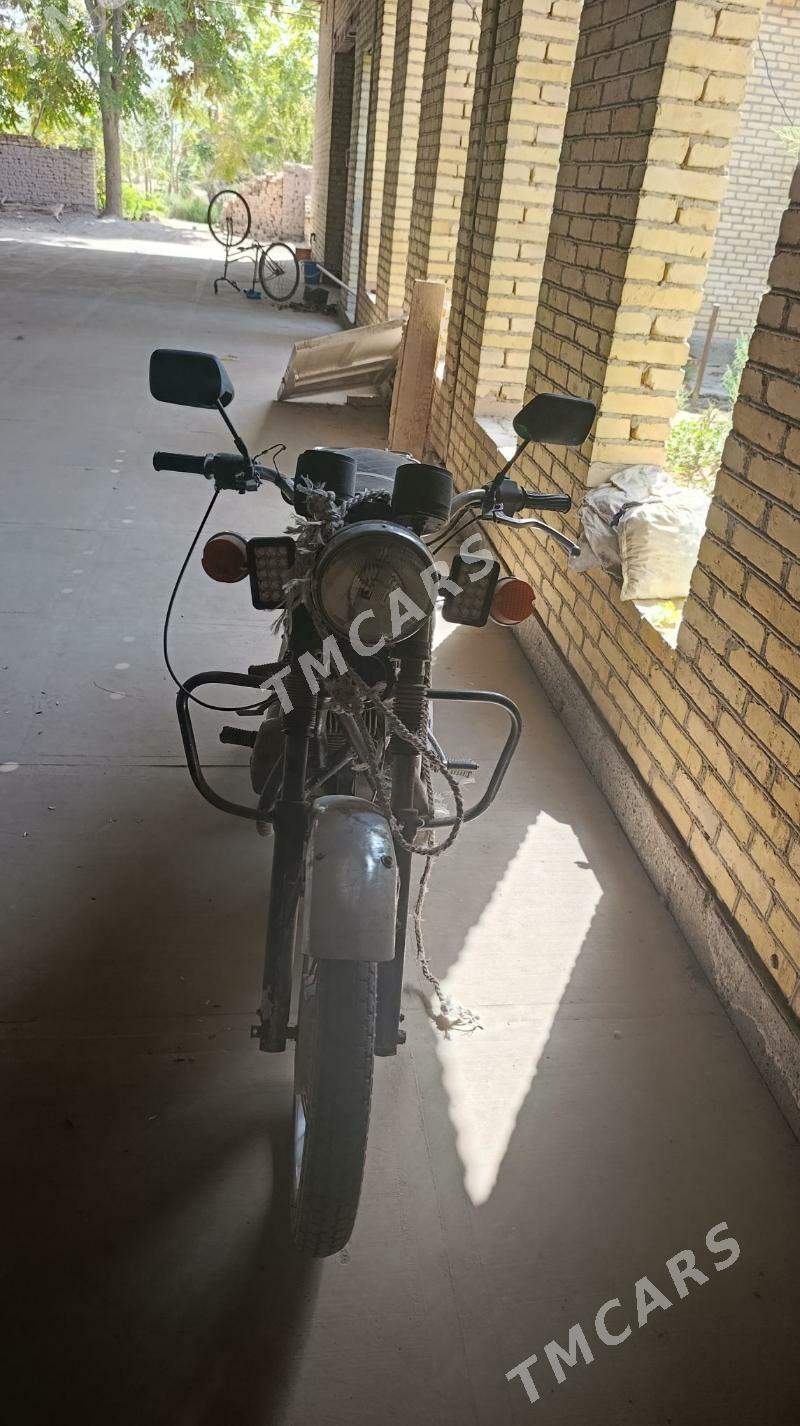 Jawa 300 2022 - 10 000 TMT - Саят - img 4