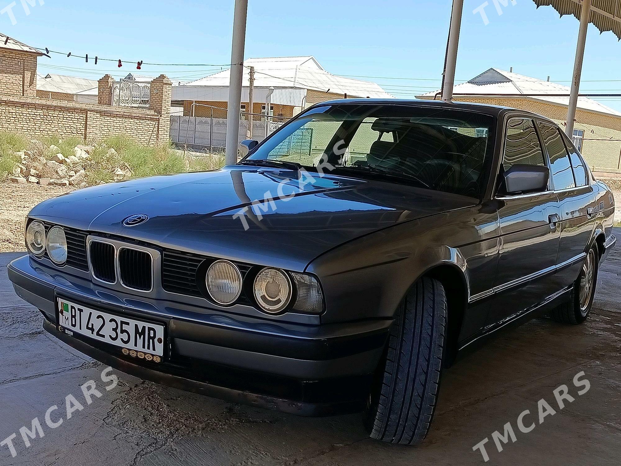 BMW 520 1991 - 65 000 TMT - Мургап - img 5