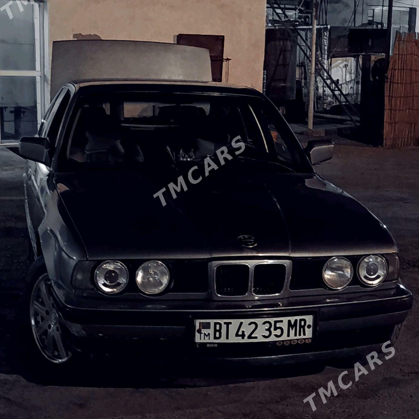 BMW 520 1991 - 65 000 TMT - Мургап - img 10