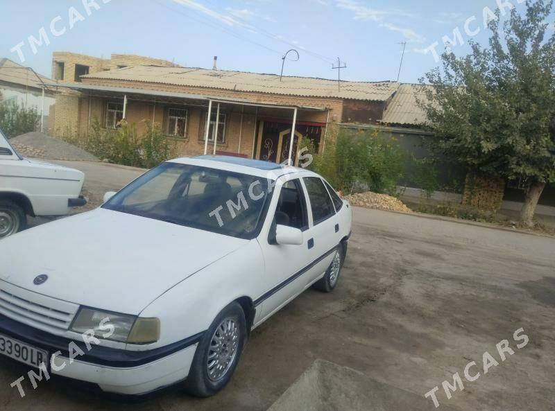 Opel Vectra 1991 - 32 000 TMT - Фарап - img 6
