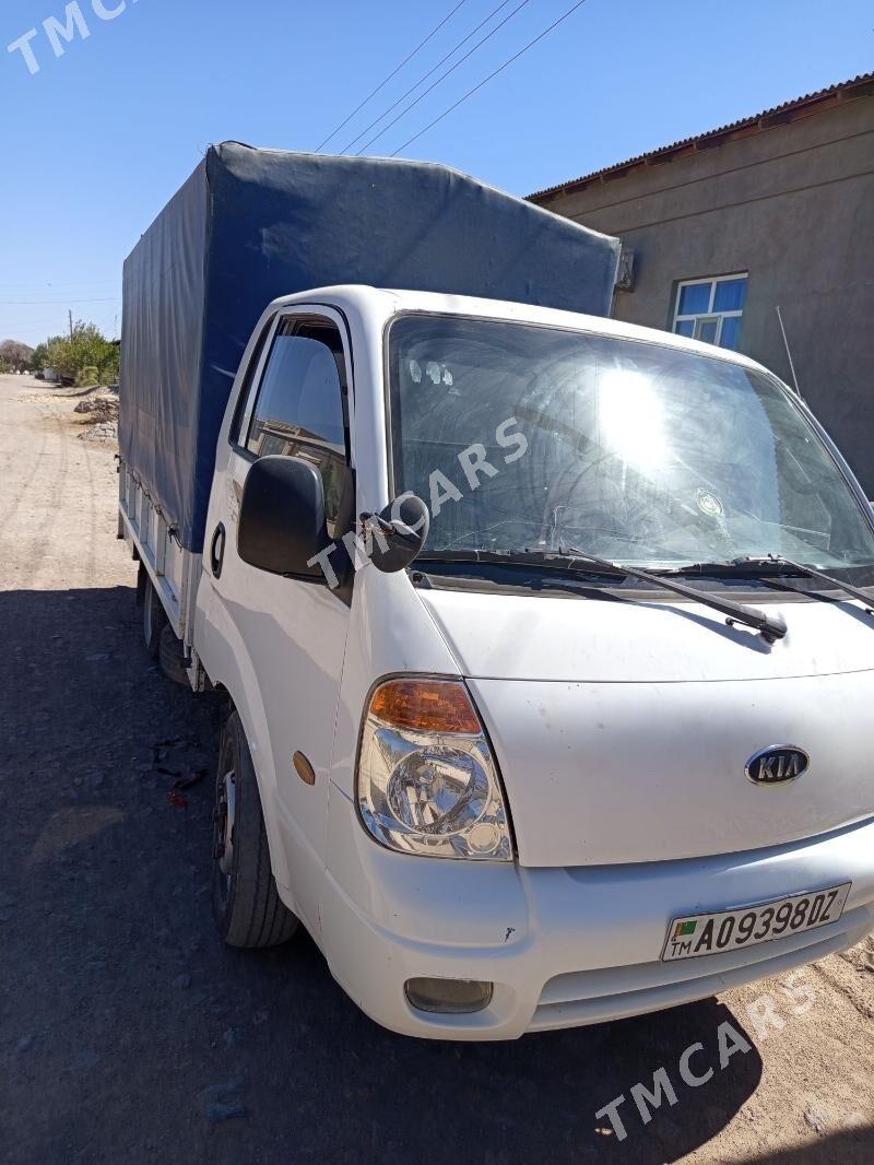 Kia Bongo 2010 - 165 000 TMT - Шабатский этрап - img 2
