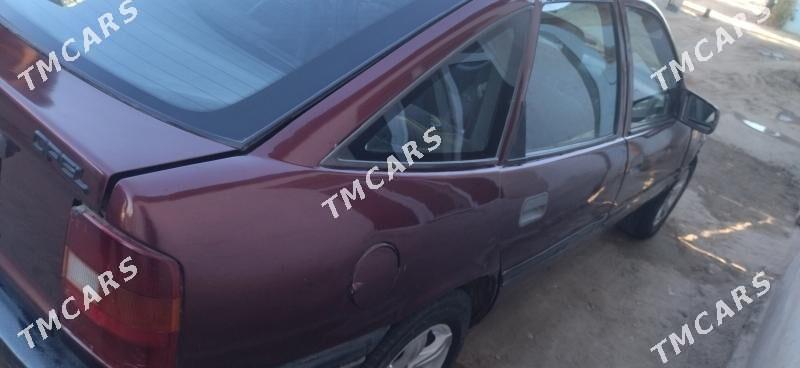 Opel Vectra 1990 - 24 000 TMT - Кёнеургенч - img 3