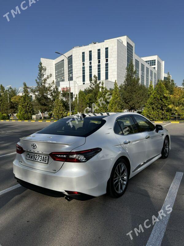 Toyota Camry 2022 - 640 000 TMT - Aşgabat - img 4