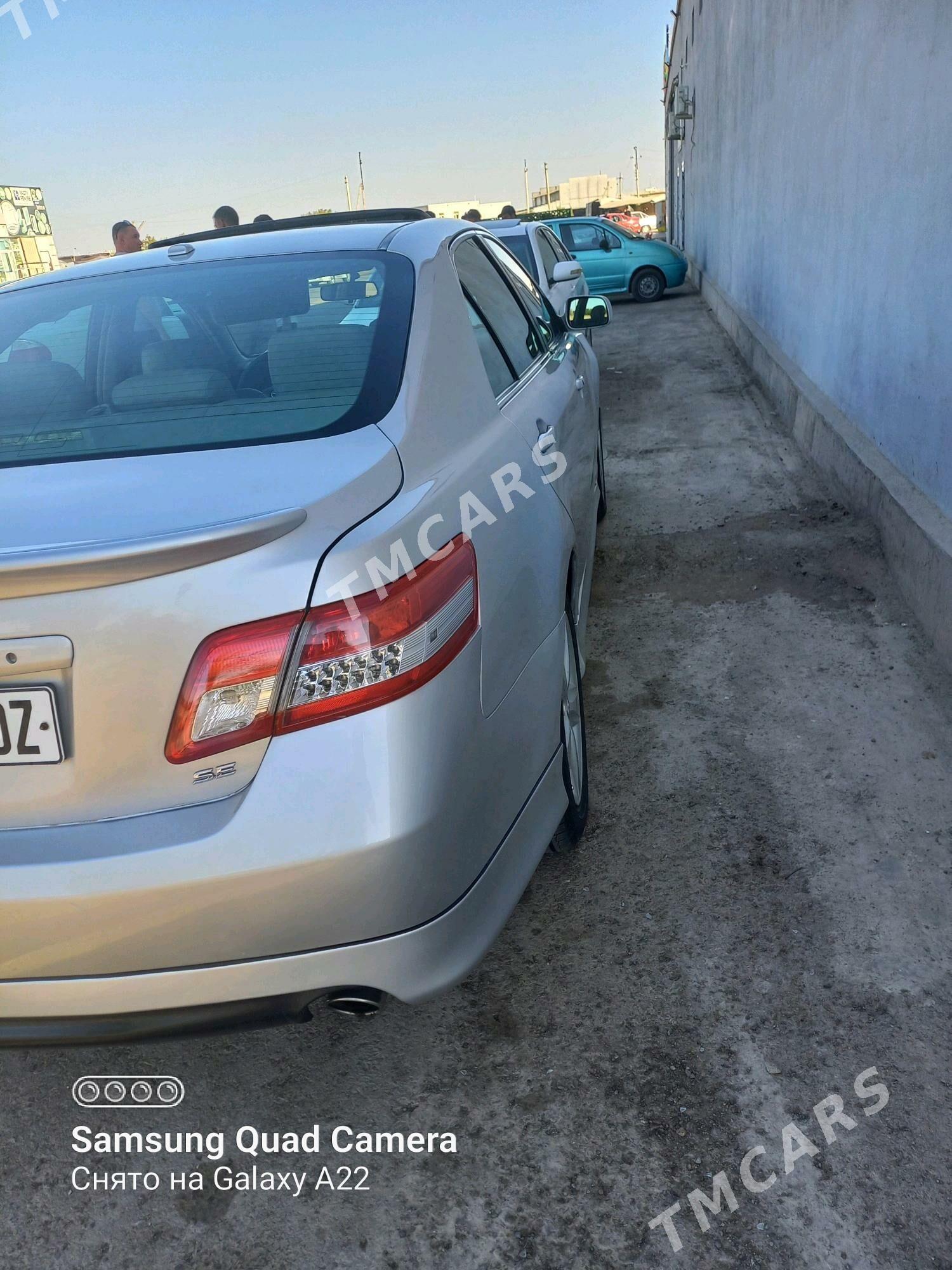 Toyota Camry 2011 - 215 000 TMT - Дашогуз - img 3