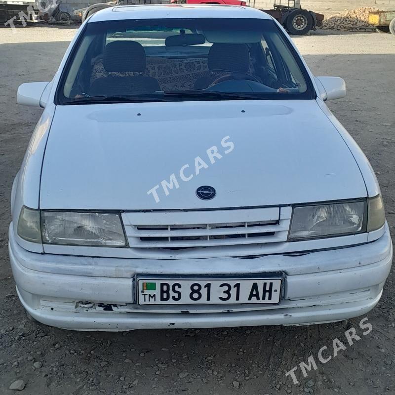Opel Vectra 1991 - 35 000 TMT - Bäherden - img 4