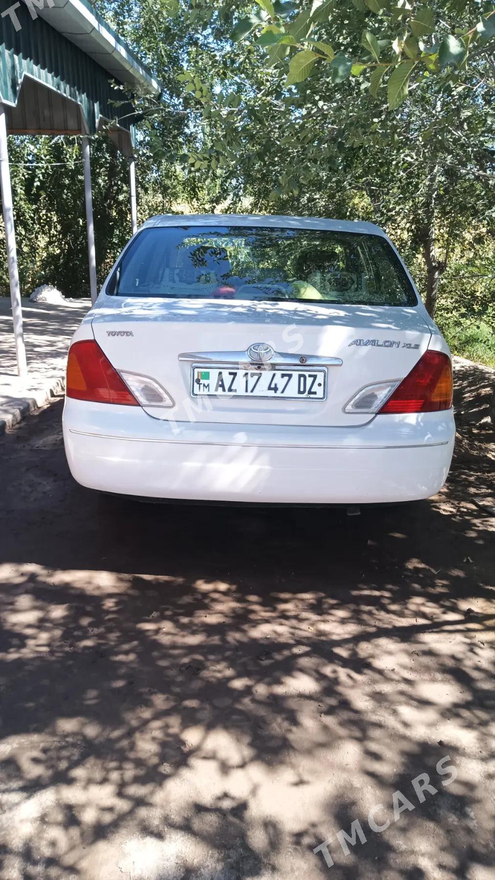 Toyota Avalon 2001 - 200 000 TMT - Boldumsaz - img 2