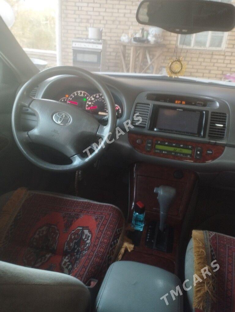 Toyota Camry 2003 - 154 000 TMT - Байрамали - img 9