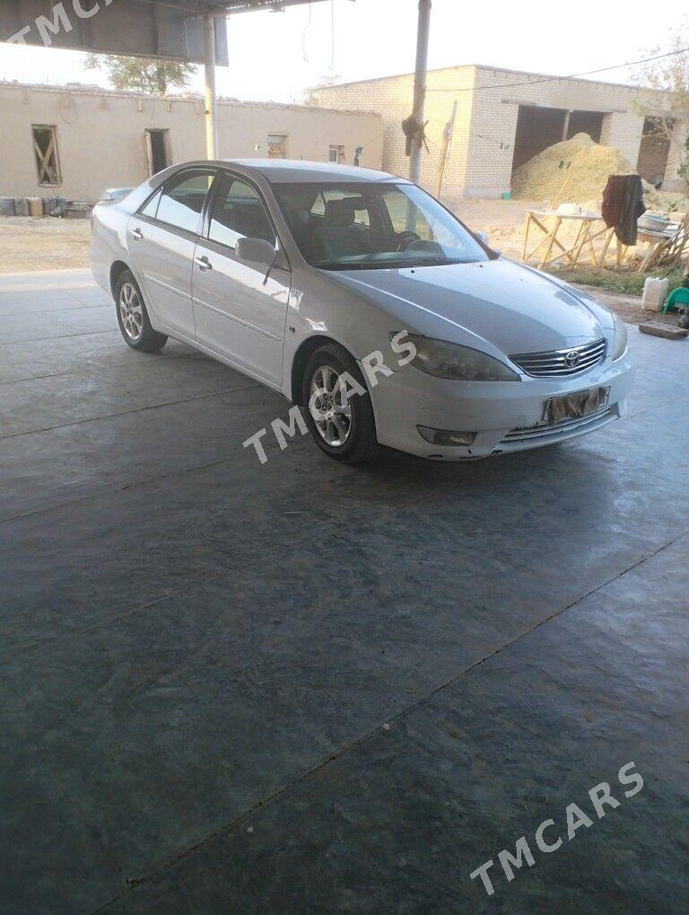 Toyota Camry 2003 - 154 000 TMT - Байрамали - img 10