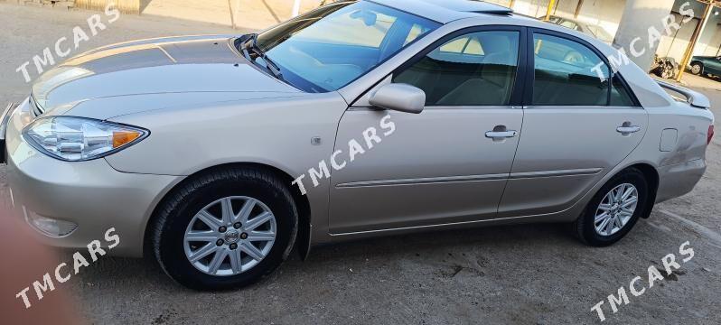 Toyota Camry 2002 - 200 000 TMT - Байрамали - img 5