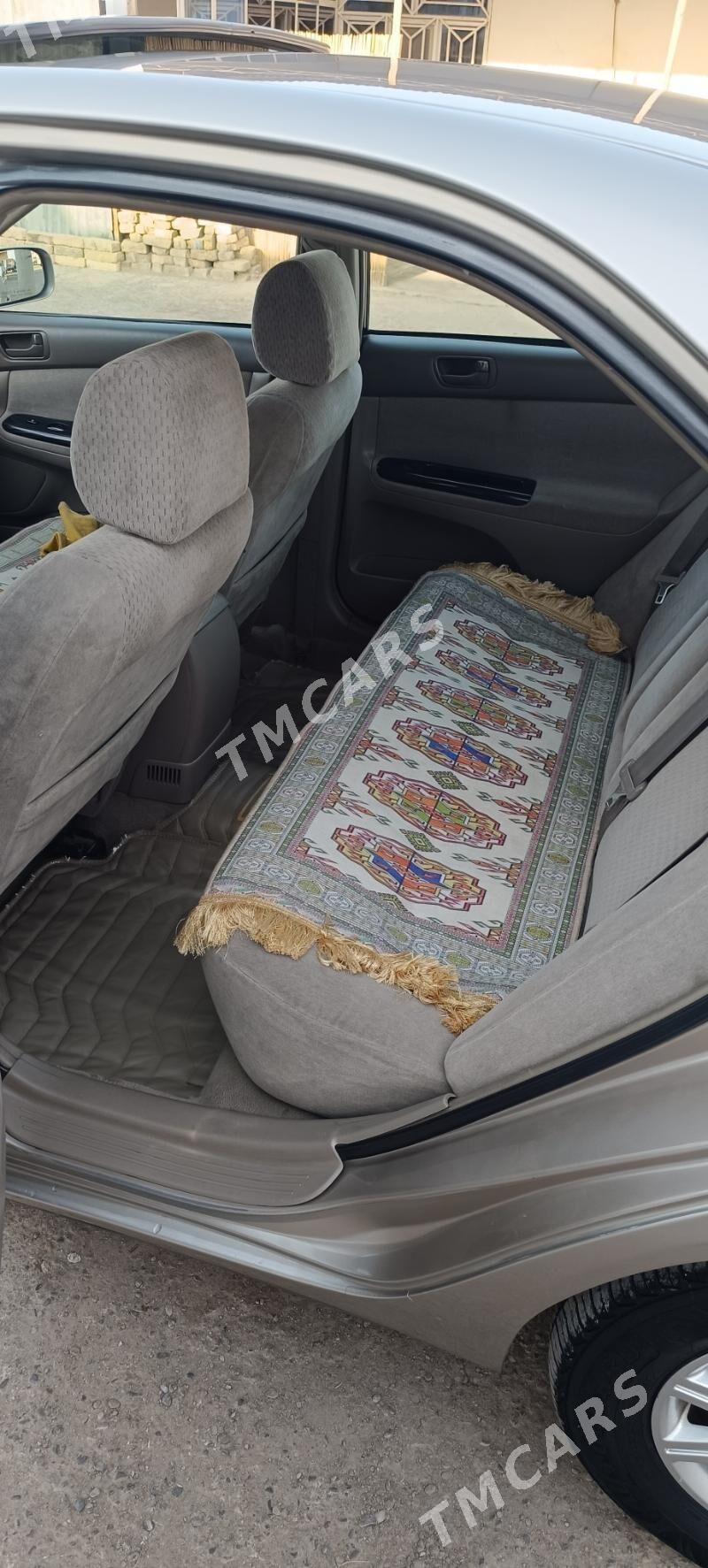 Toyota Camry 2002 - 200 000 TMT - Байрамали - img 2