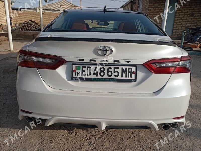 Toyota Camry 2022 - 430 000 TMT - Мары - img 5