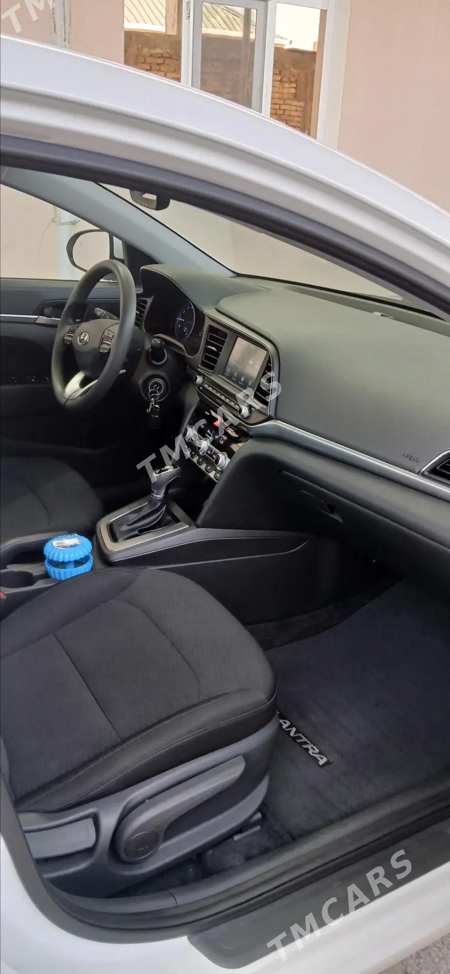 Hyundai Elantra 2020 - 240 000 TMT - Aşgabat - img 2
