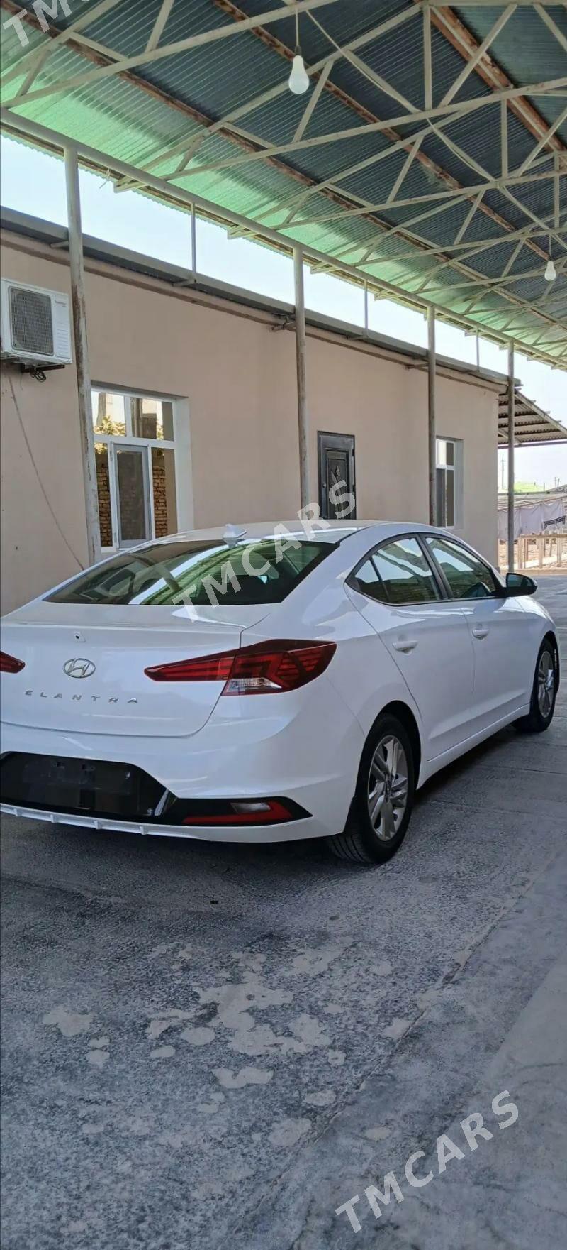 Hyundai Elantra 2020 - 240 000 TMT - Aşgabat - img 10