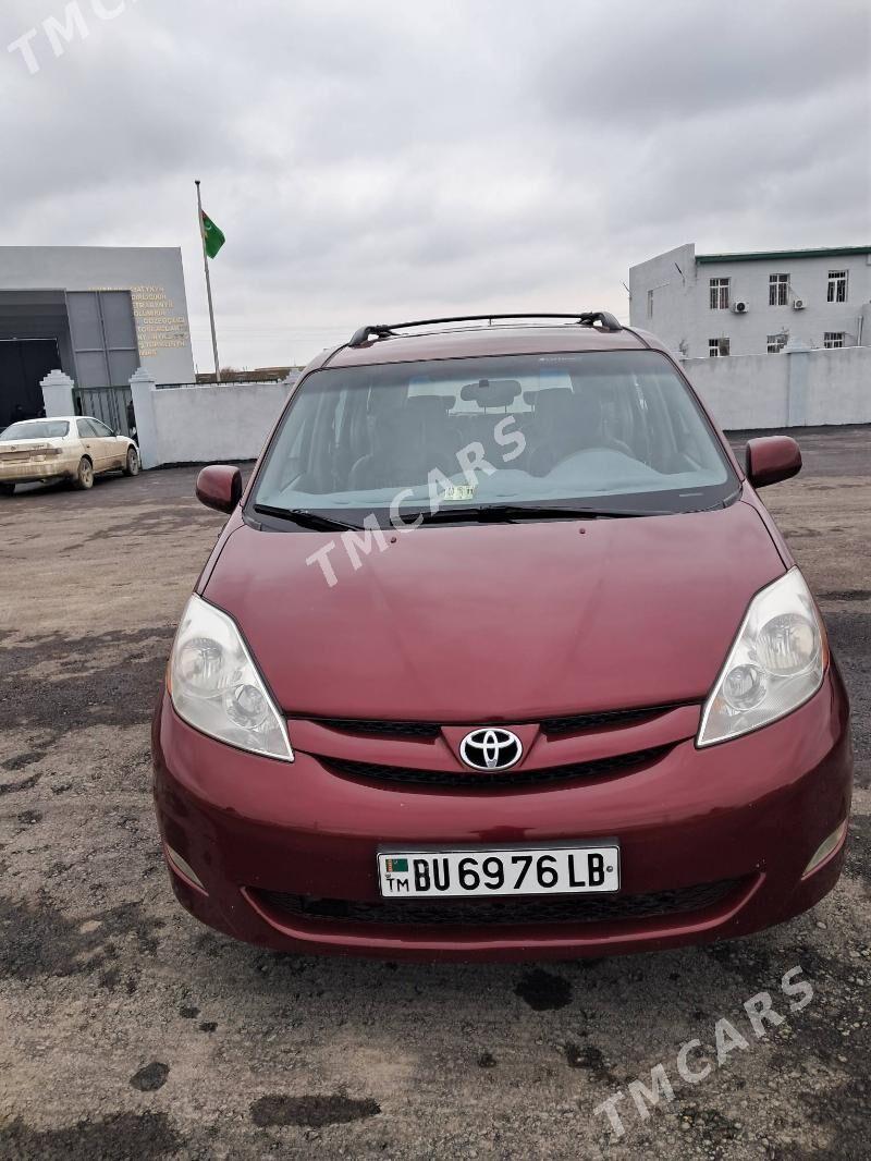 Toyota Sienna 2004 - 180 000 TMT - Köýtendag - img 6