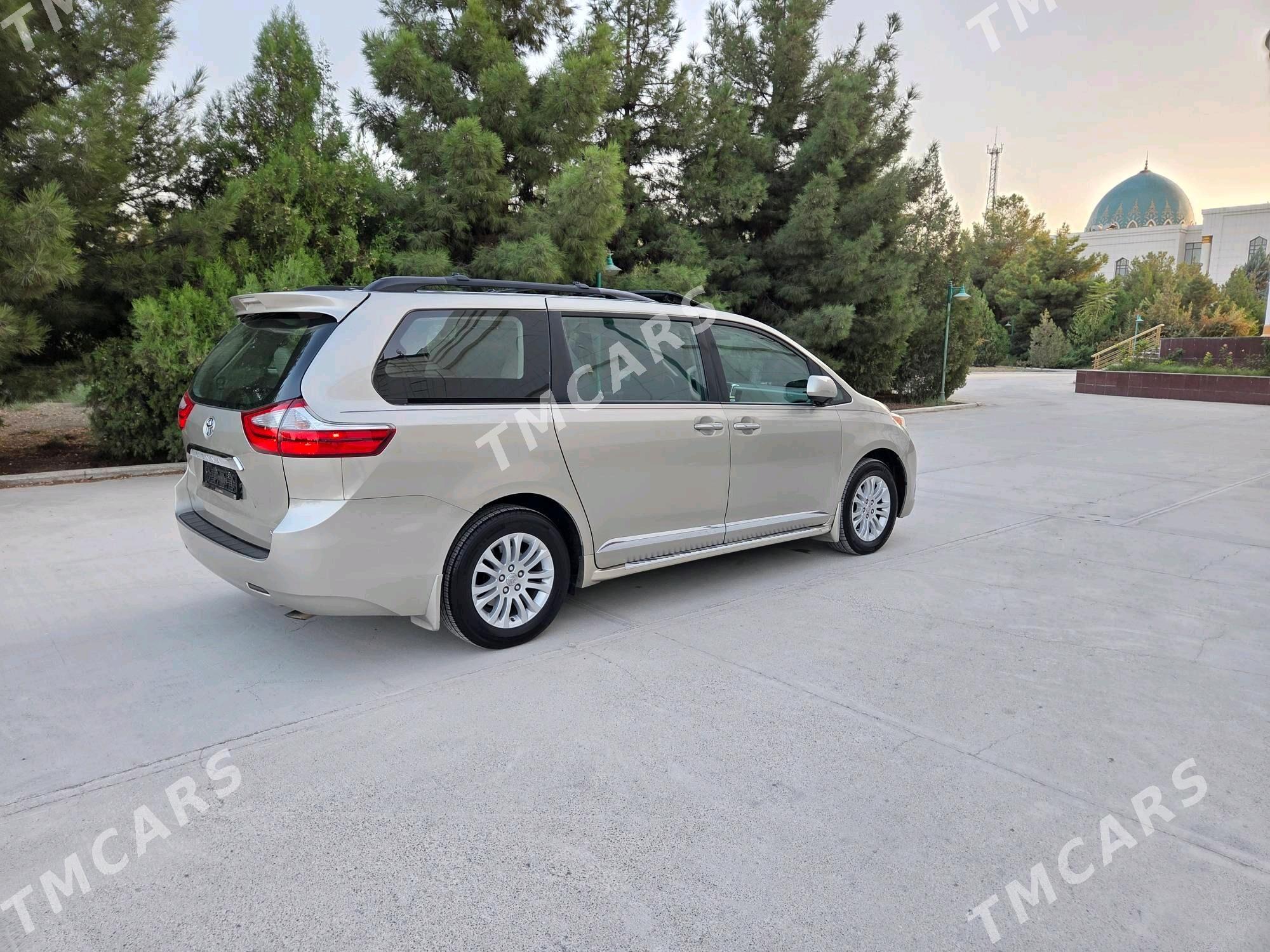 Toyota Sienna 2016 - 375 000 TMT - Büzmeýin - img 2
