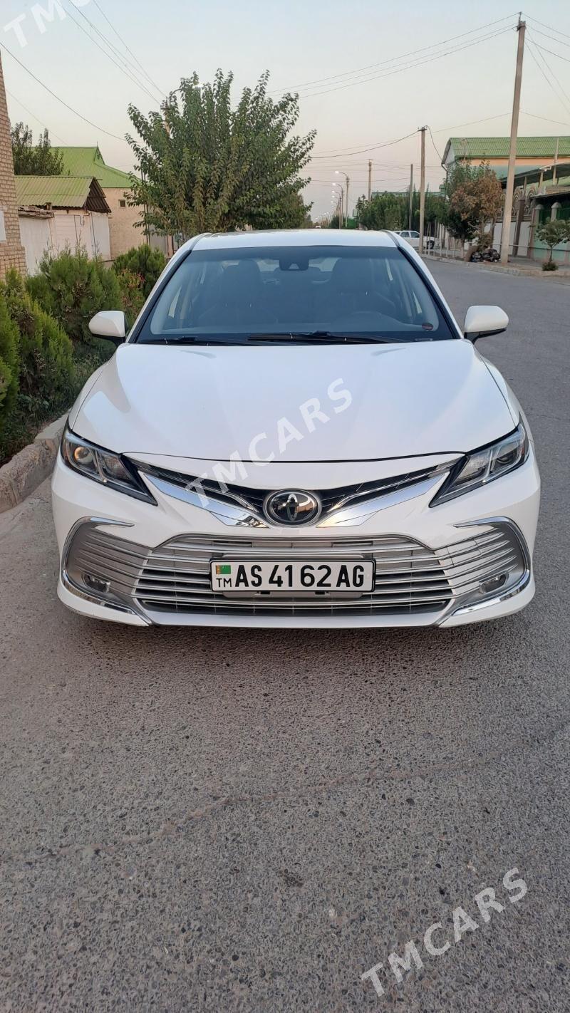 Toyota Camry 2019 - 315 000 TMT - Aşgabat - img 4