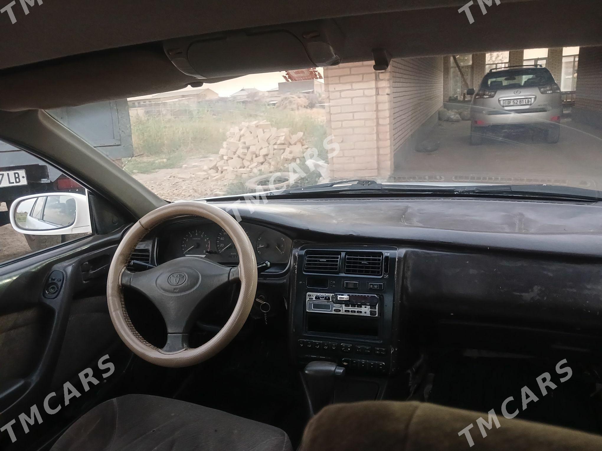 Toyota Corona 1993 - 68 000 TMT - Сакар - img 6