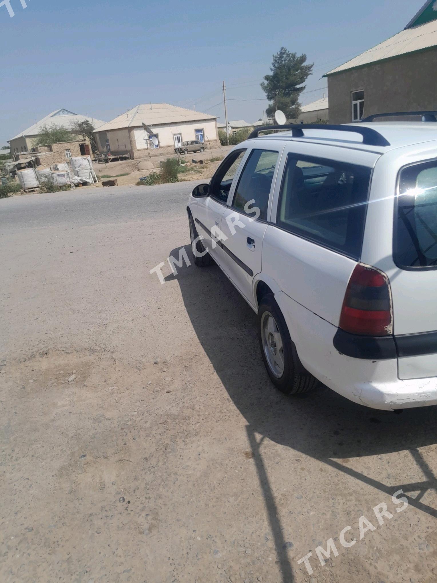 Opel Vectra 1998 - 35 000 TMT - Murgap - img 3